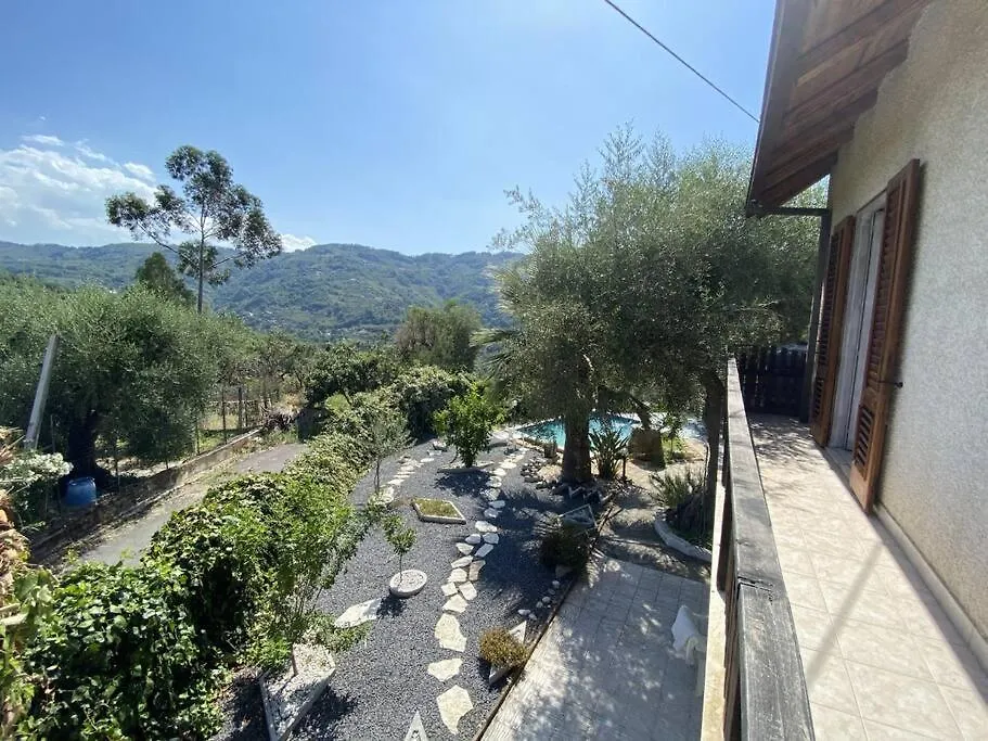 Holiday Home Lucifero Contura Italy