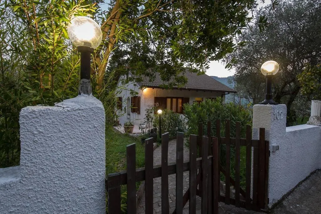 Holiday Home Lucifero Contura